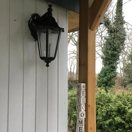 Cornerhouse Nr 75 * Heijen